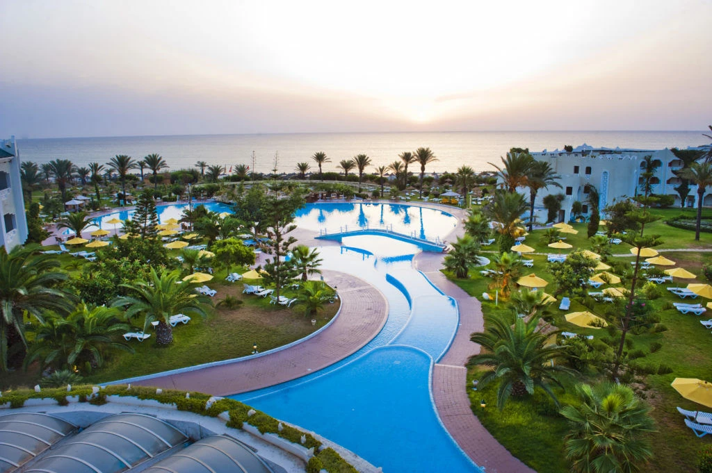Hôtel Mahdia Beach & Aqua Park 4 *