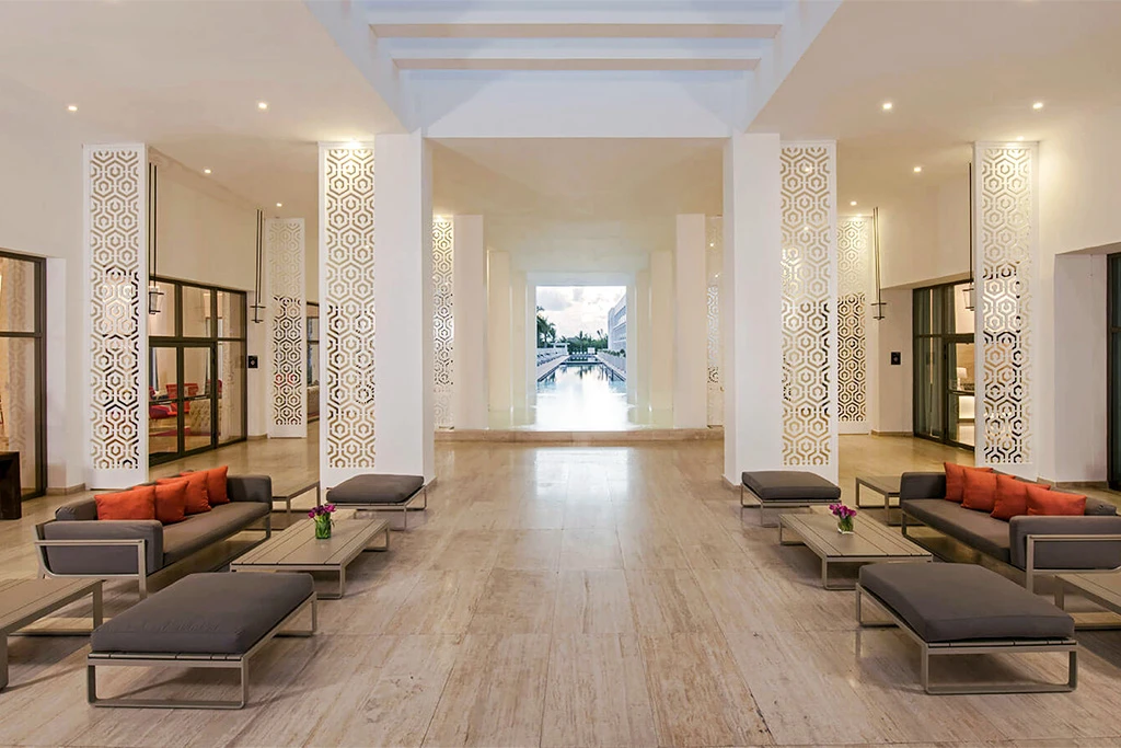 Hôtel Platinum Yucatan Princess 5* Adult Only +18 - La journée au fil de l'eau