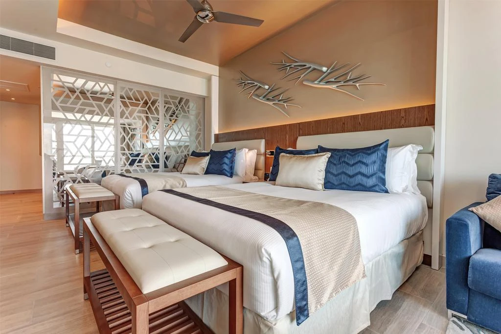 Hôtel Royalton CHIC Cancun 5* An Autograph Collection All-Inclusive Resort Adult Only +18 - Le soir, l'ambiance monte