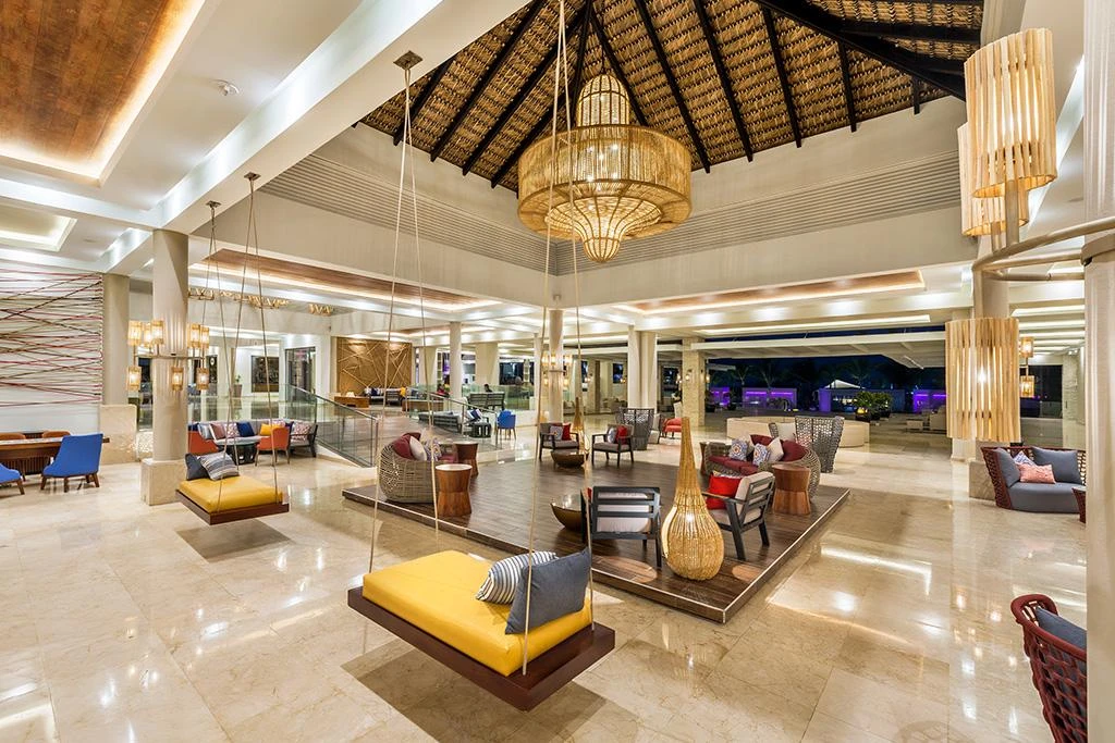 Hôtel Royalton Chic Punta Cana, An Autograph Collection All-Inclusive Resort & Casino 5* Adult Only +18 - La journée au fil de l'eau