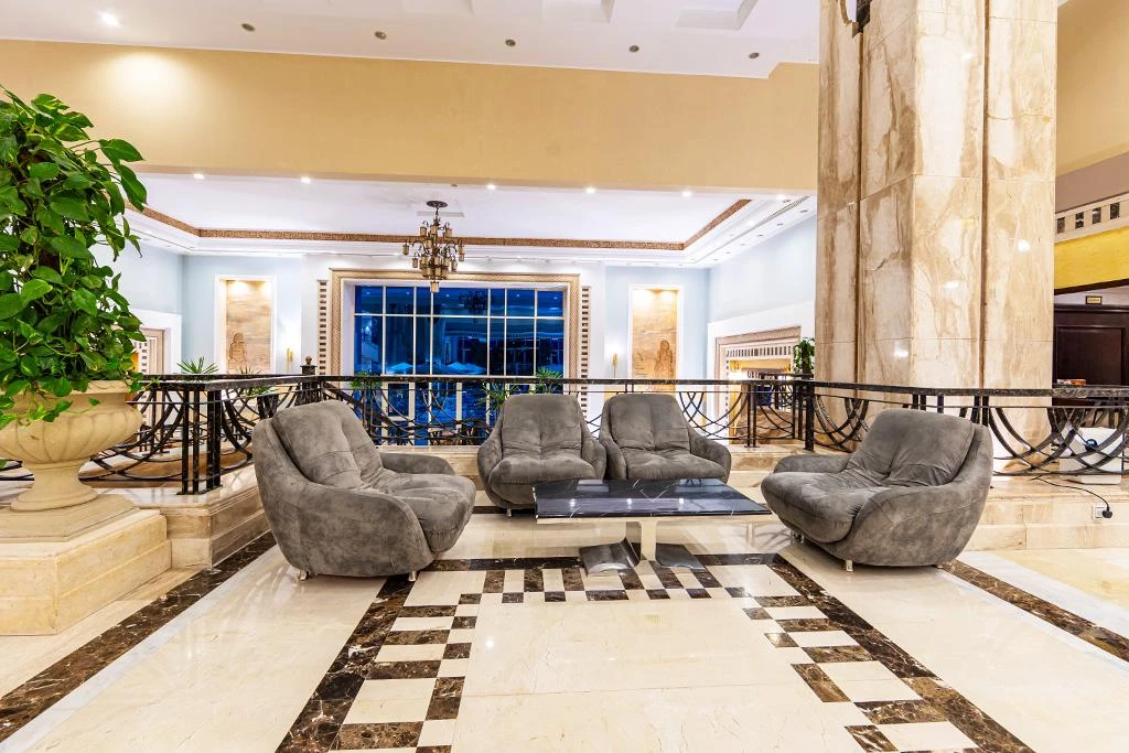 La plage du Hôtel Serenity Alpha Beach