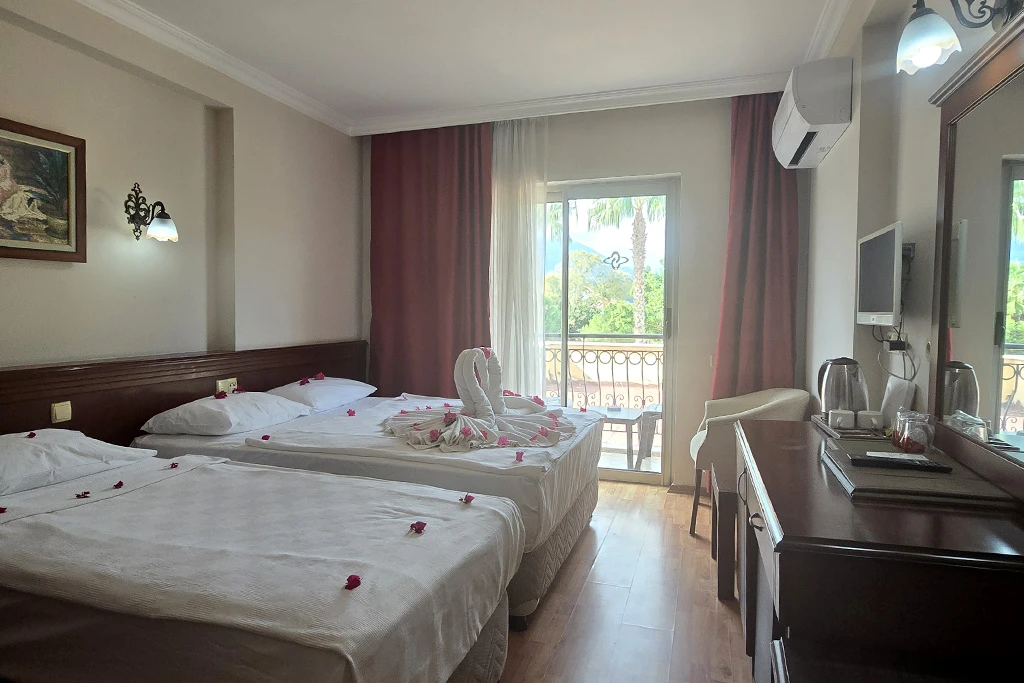 Smart club Stella Hotel - Le soir, l'ambiance monte